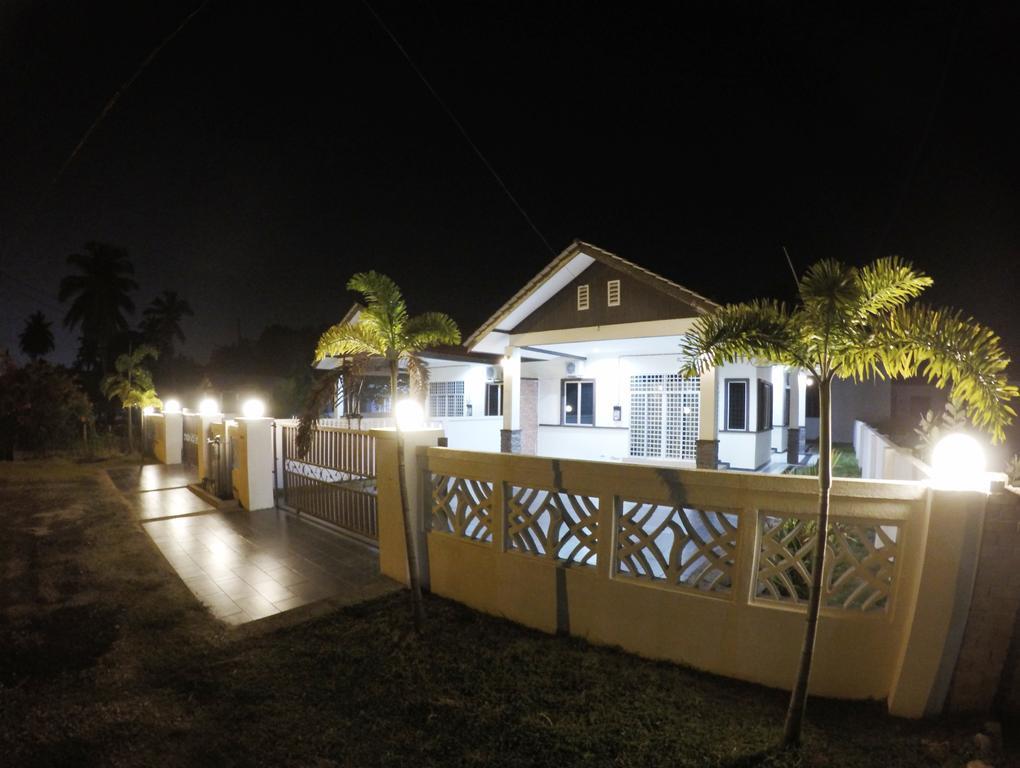Wan'S Beach Guest House Dungun Oda fotoğraf